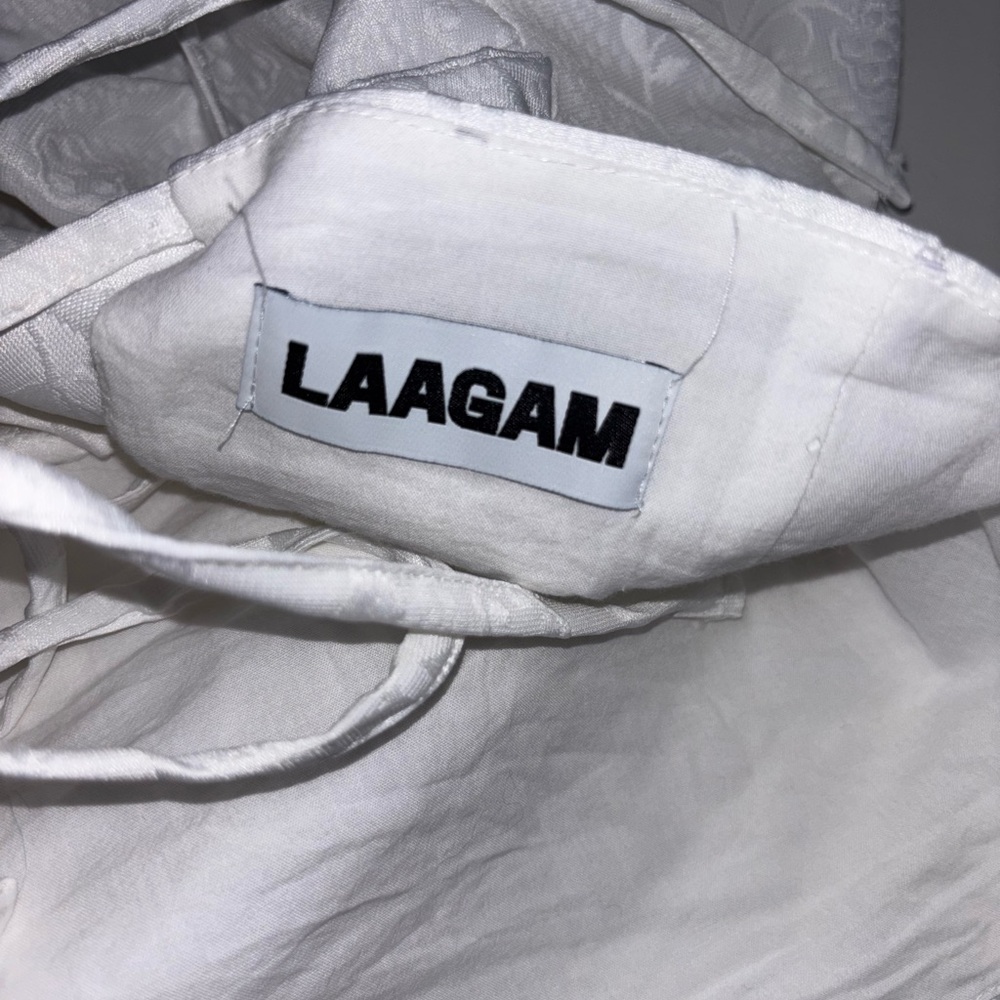 LAAGAM White Cecicle Open Back Top Medium Large Floral - Picture 5 of 6